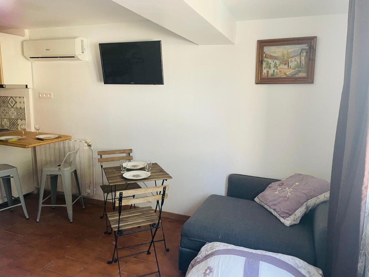gite Marydidou Entressen Exterior foto